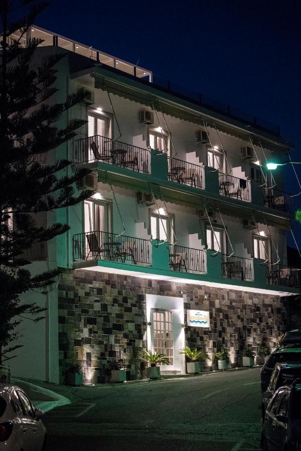 Paraskevas Boutique Hotel Tirós Екстериор снимка
