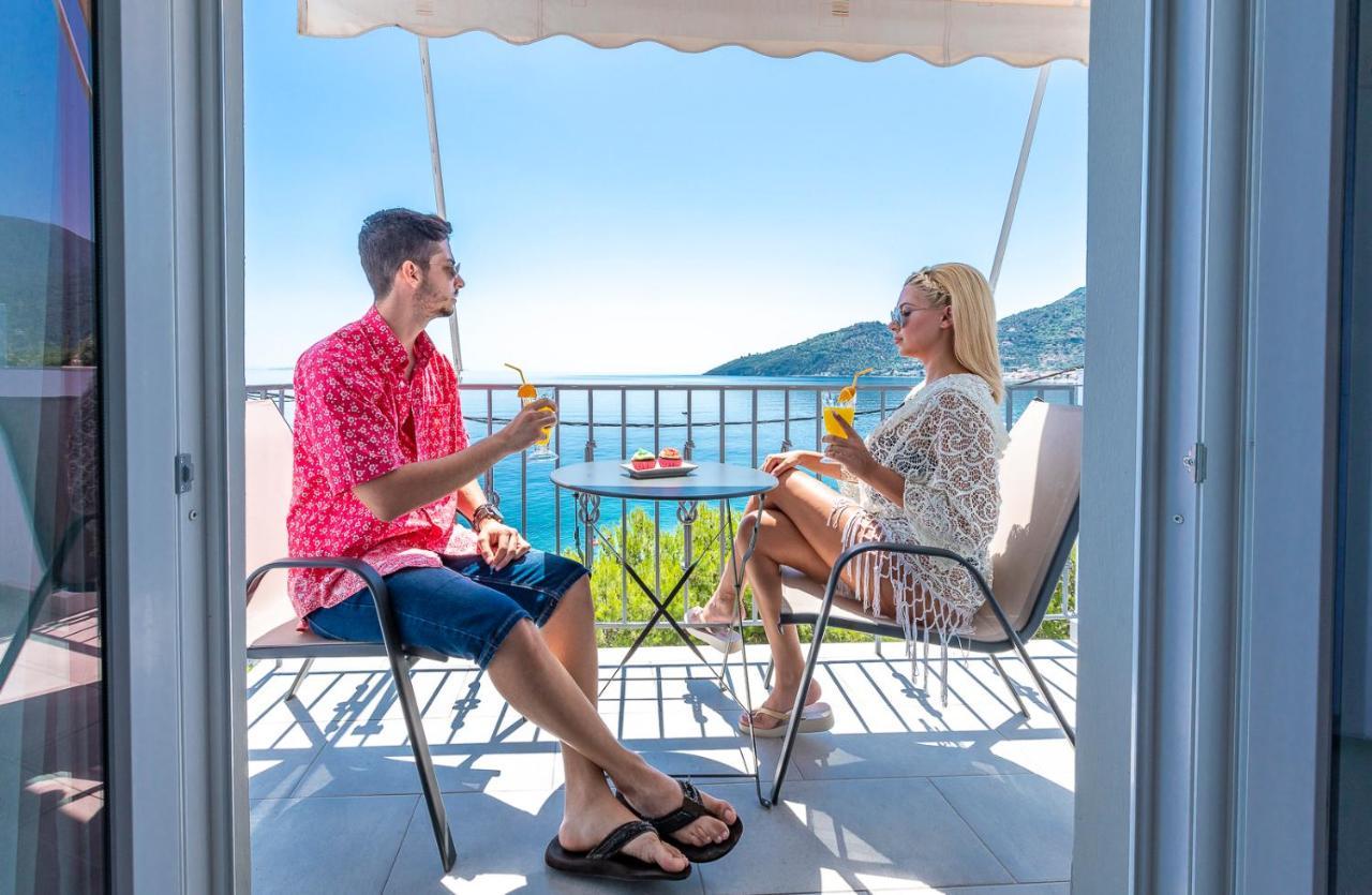 Paraskevas Boutique Hotel Tirós Екстериор снимка