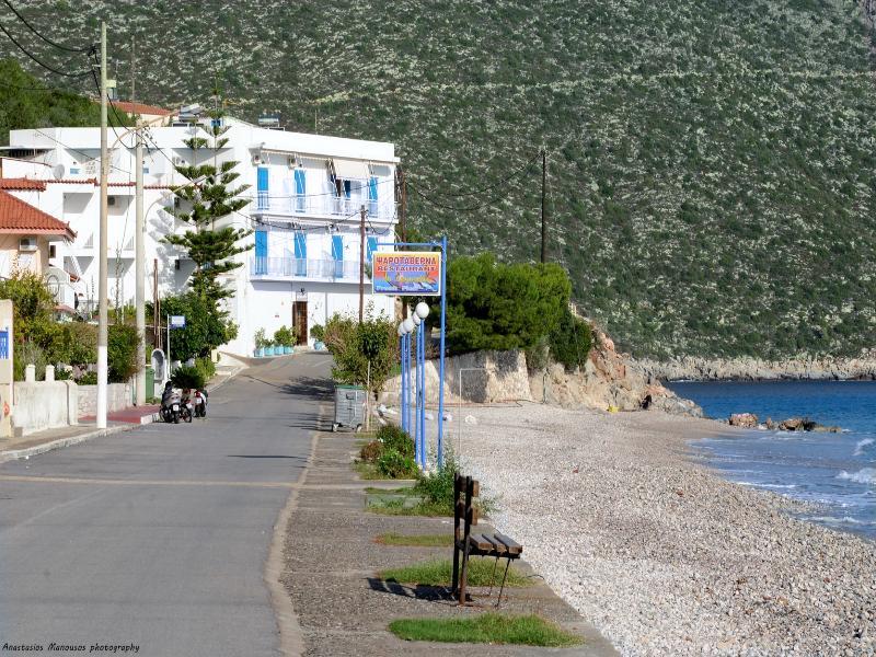 Paraskevas Boutique Hotel Tirós Екстериор снимка